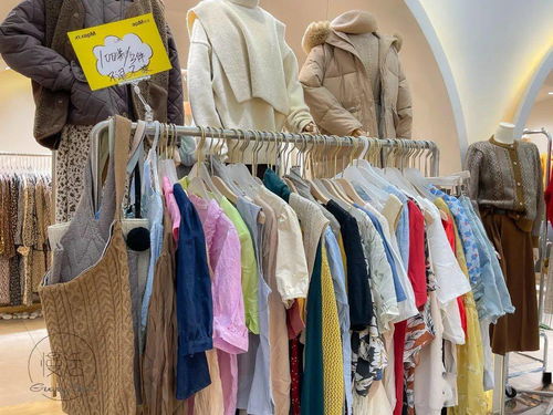 服裝批發(fā)市場(chǎng)清倉指南 100元3件靚衫,20元買牛仔褲,哪里更抵