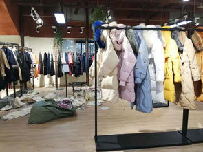 高端服裝批發市場,這個市場你去過嗎 香港爆款都從這里拿貨